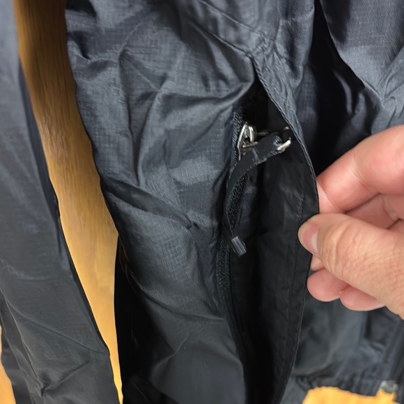LL Bean Black wind breaker Jacket - Picture 4 of 5